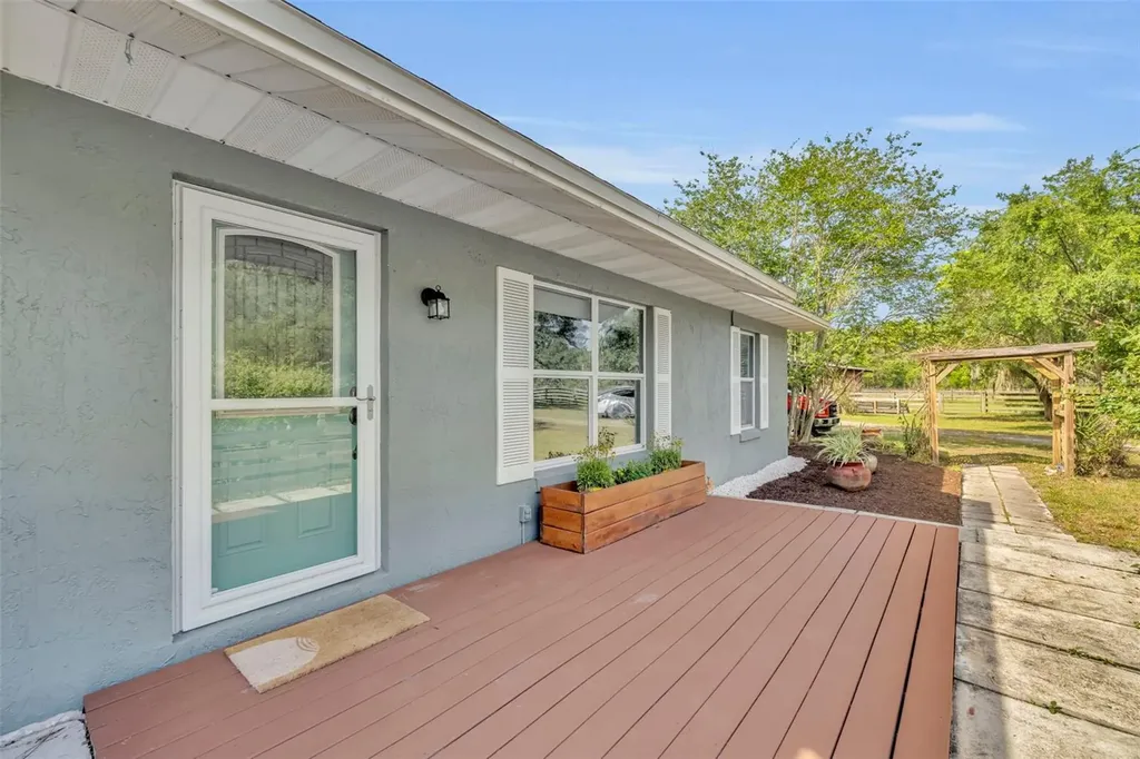 430 Cypress Isles Road Osteen FL 32764