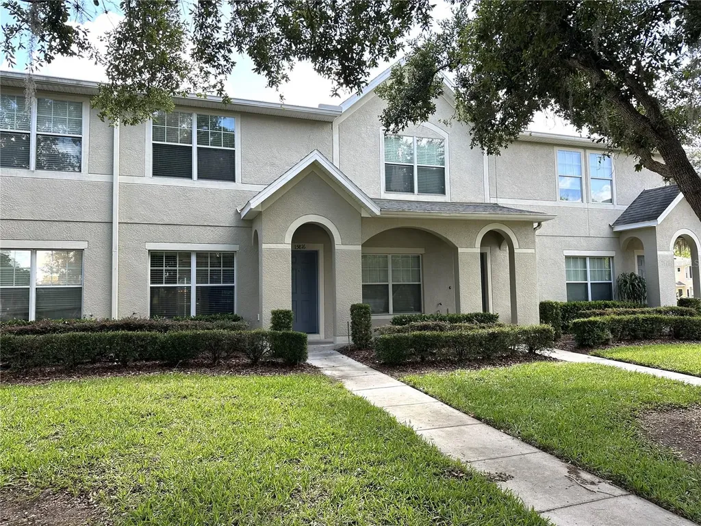 15816 Fishhawk View Drive Lithia FL 33547