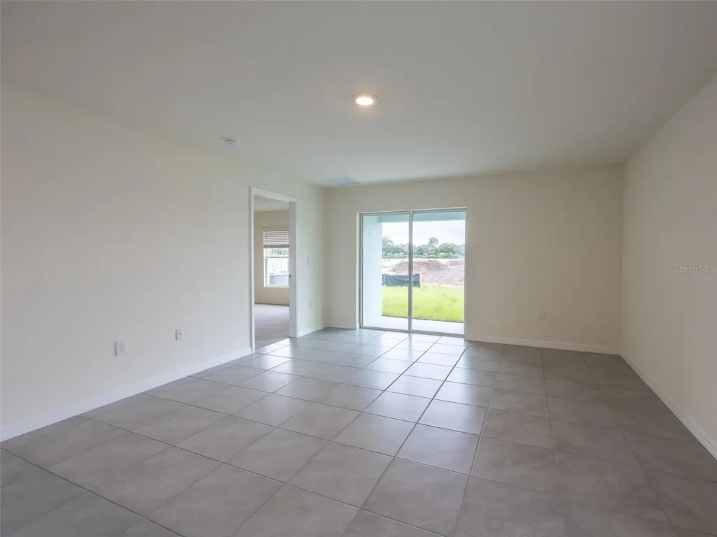 3820 Mannered Gold Avenue Bradenton FL 34208