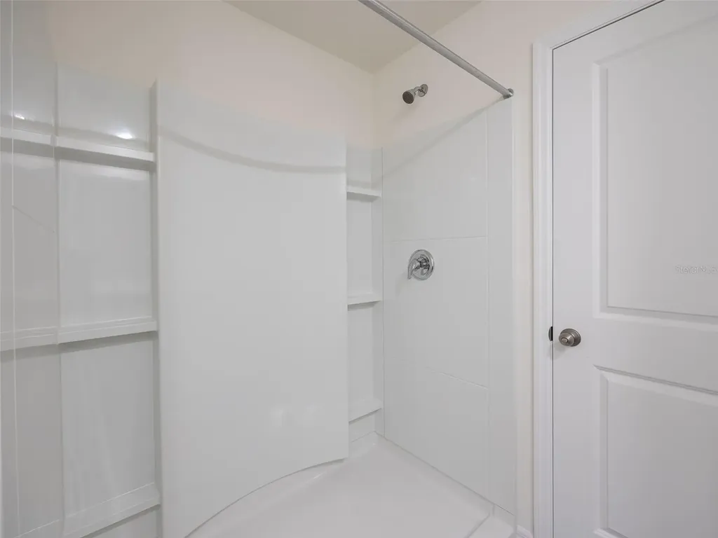 3820 Mannered Gold Avenue Bradenton FL 34208