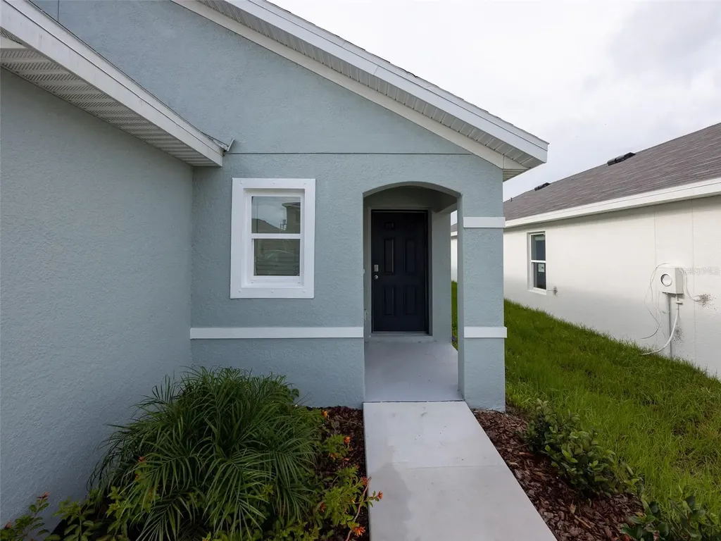 3820 Mannered Gold Avenue Bradenton FL 34208