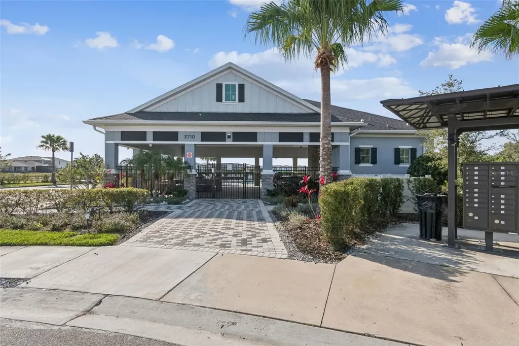 3820 Mannered Gold Avenue Bradenton FL 34208