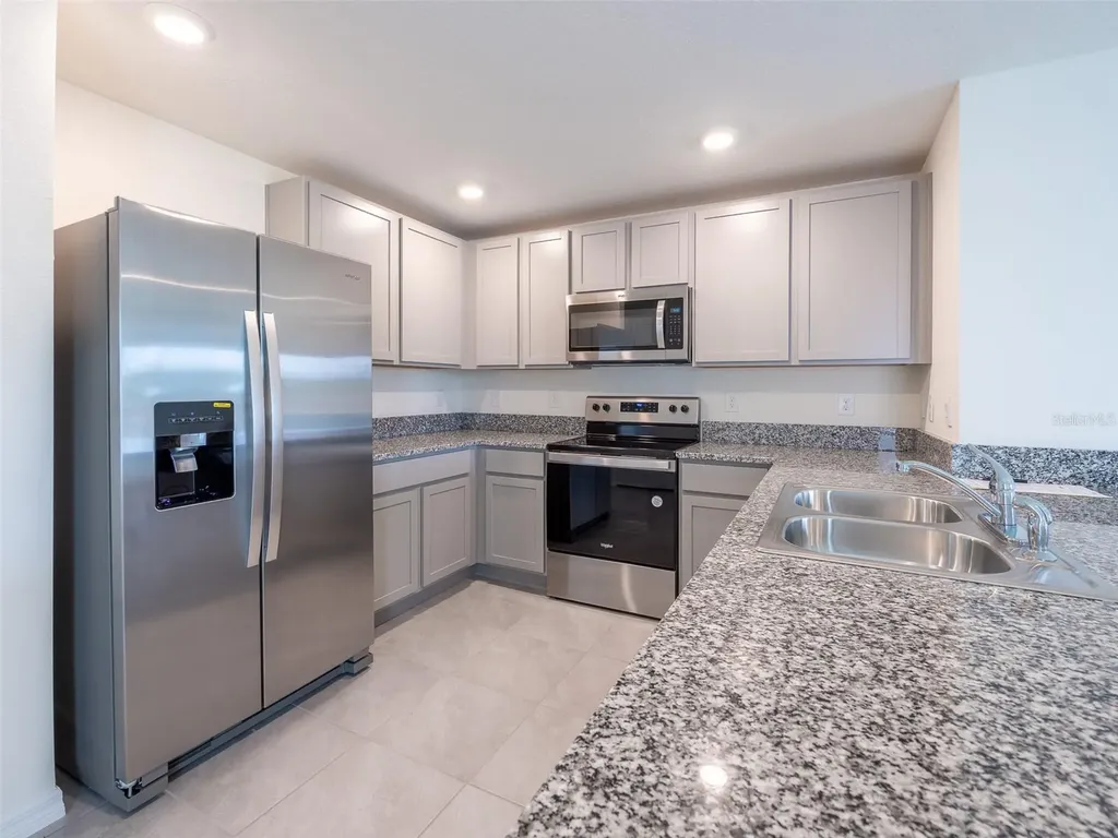 3820 Mannered Gold Avenue Bradenton FL 34208