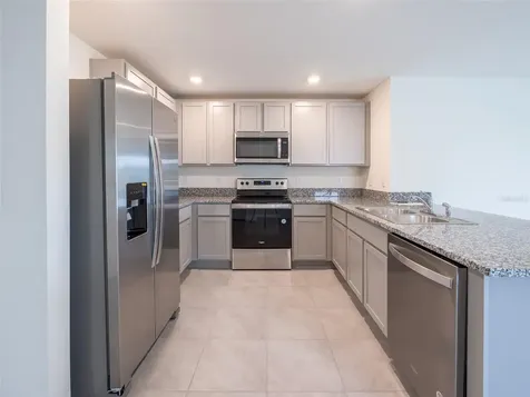 3820 Mannered Gold Avenue Bradenton FL 34208