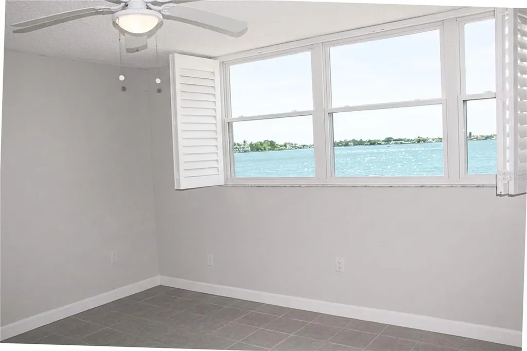 7560 Bay Island Drive S South Pasadena FL 33707