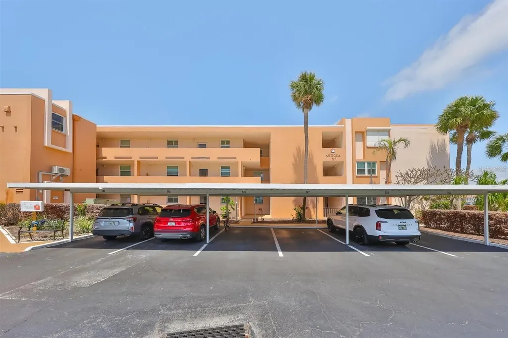 7560 Bay Island Drive S South Pasadena FL 33707