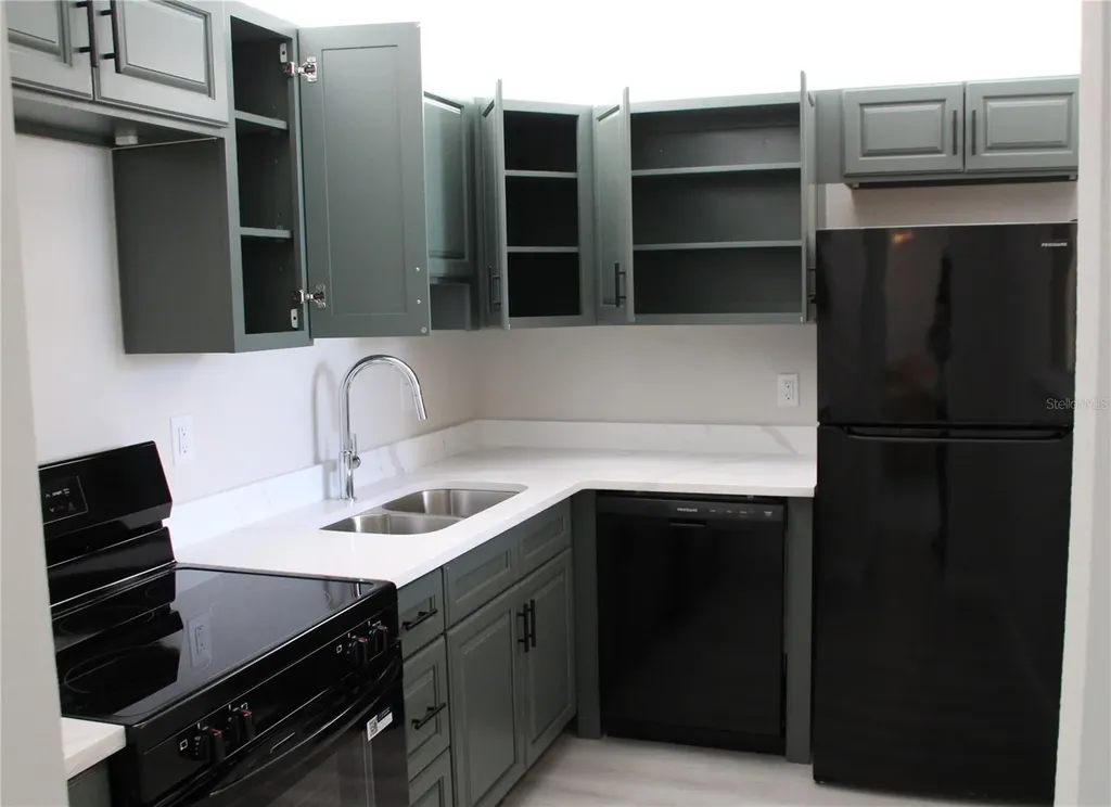 7560 Bay Island Drive S South Pasadena FL 33707