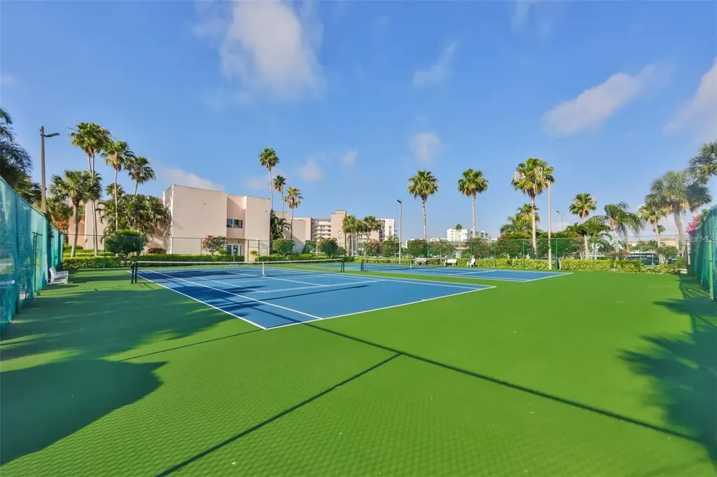7560 Bay Island Drive S South Pasadena FL 33707