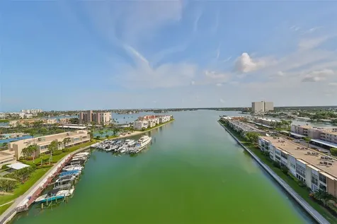 7560 Bay Island Drive S South Pasadena FL 33707