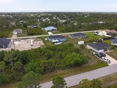12133 Kimsey Avenue Port Charlotte FL 33981