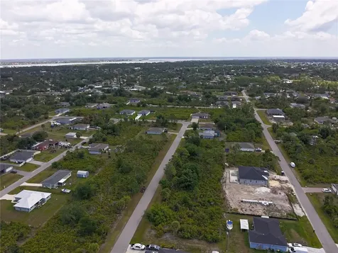 12133 Kimsey Avenue Port Charlotte FL 33981