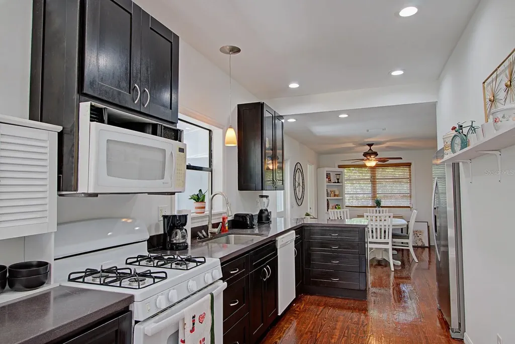 360 W Central Avenue Orange City FL 32763