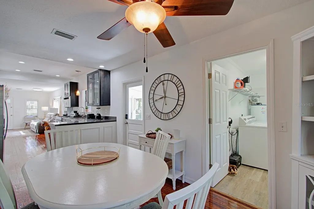 360 W Central Avenue Orange City FL 32763