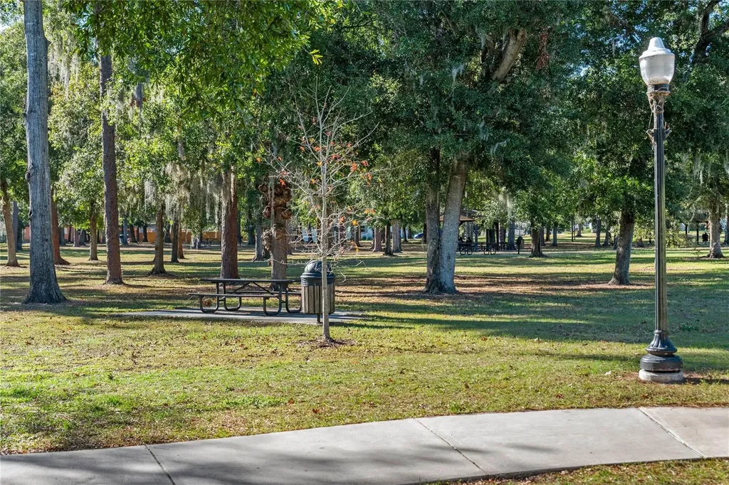 218 E Harding Street Orlando FL 32806