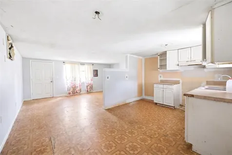 10 S Jackson Street Beverly Hills FL 34465