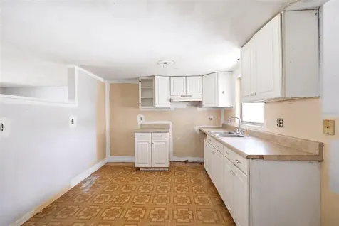 10 S Jackson Street Beverly Hills FL 34465