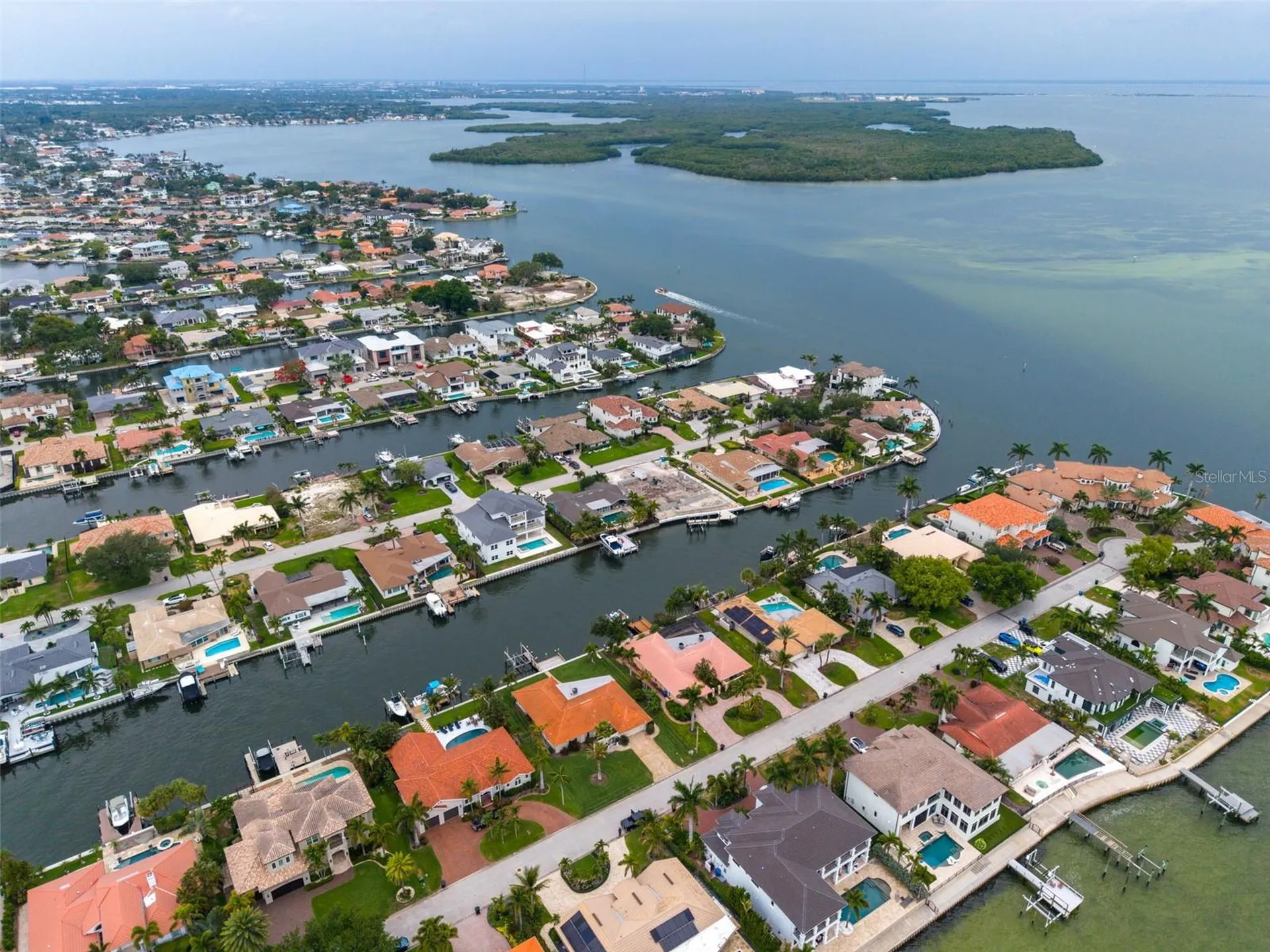 2041 Carolina Avenue NE St Petersburg FL 33703