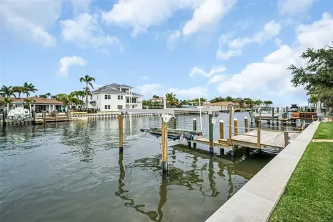 2041 Carolina Avenue NE St Petersburg FL 33703
