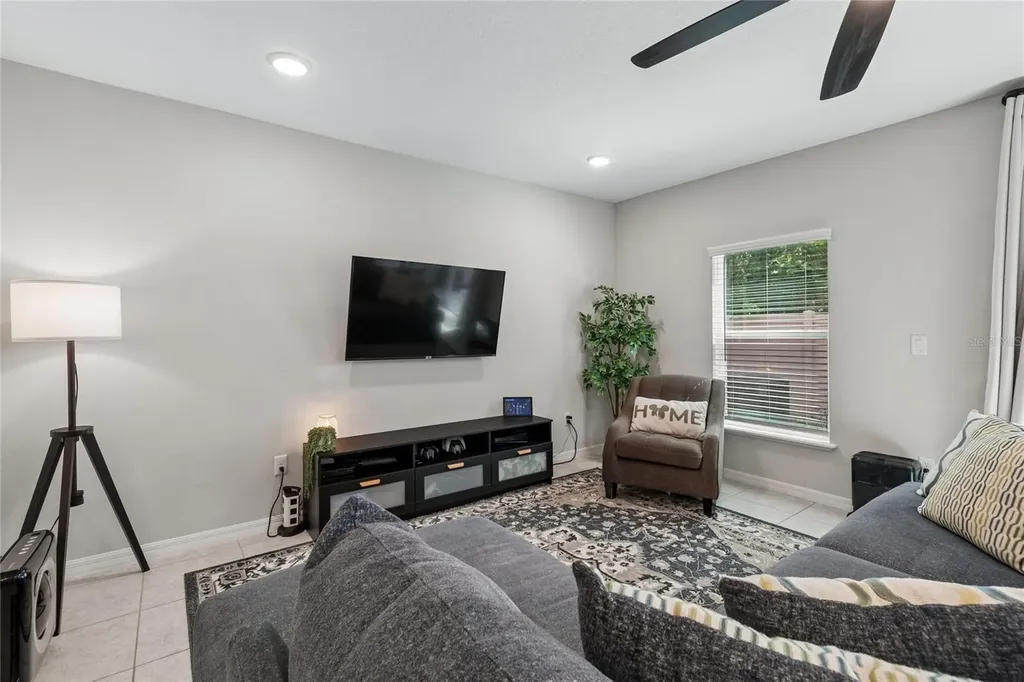 4733 Deer Track Street Tampa FL 33610