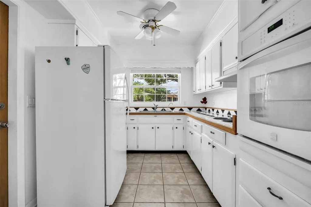 1935 Jeffords Street Clearwater FL 33764