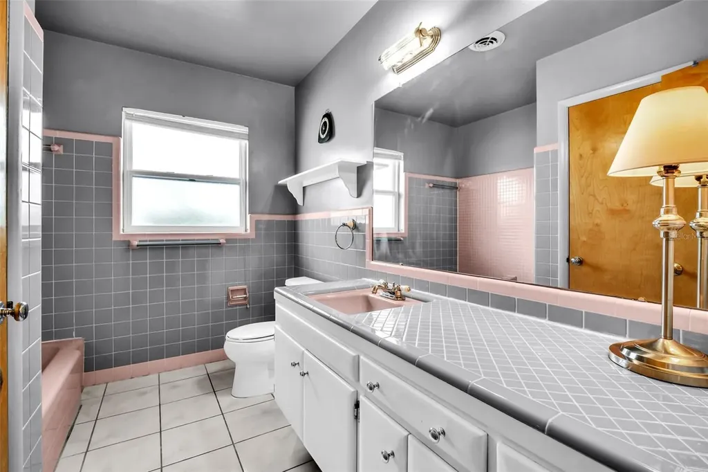 1935 Jeffords Street Clearwater FL 33764