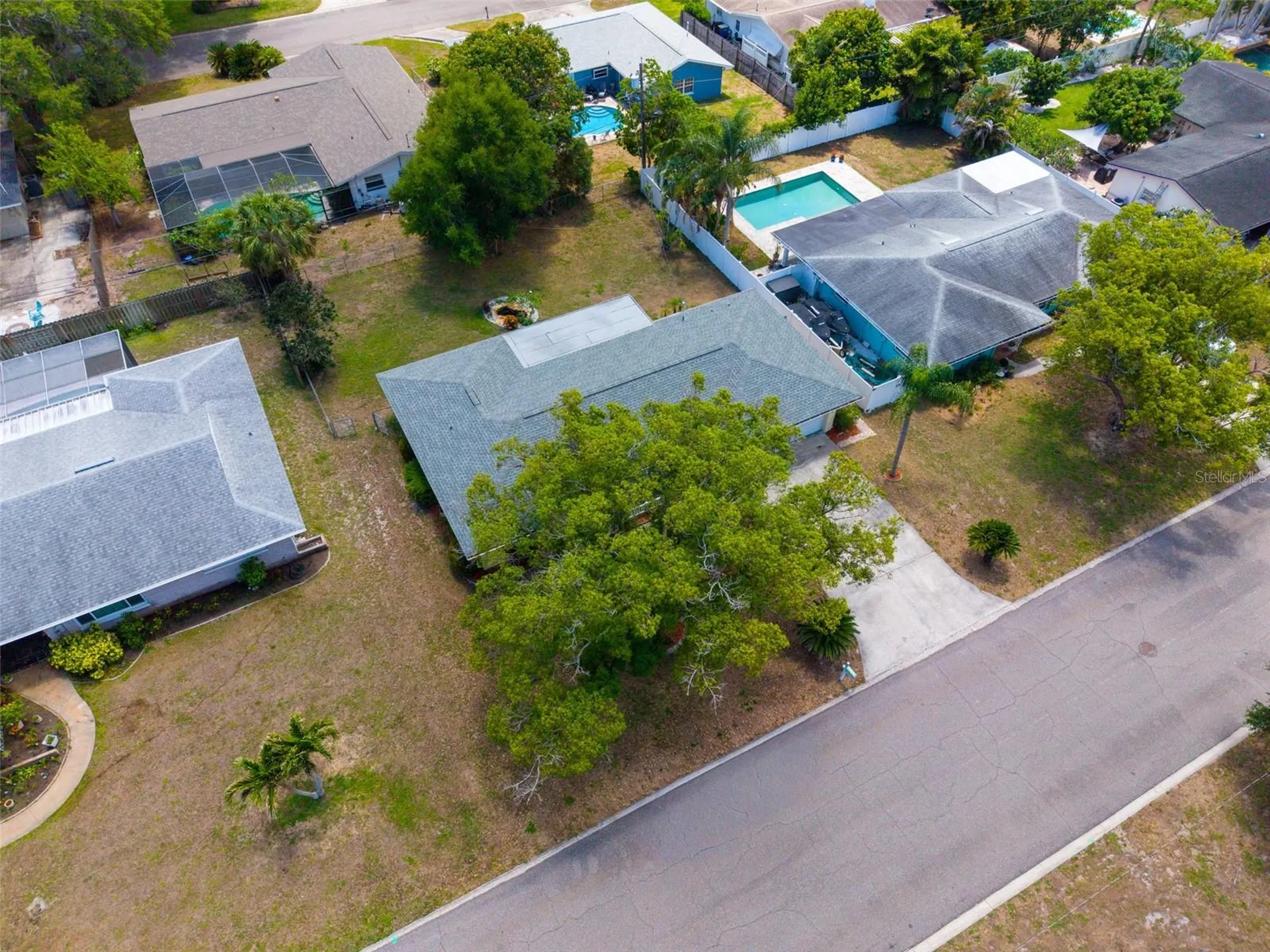 1935 Jeffords Street Clearwater FL 33764