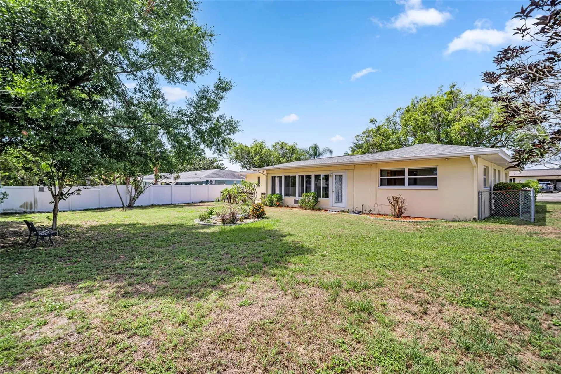1935 Jeffords Street Clearwater FL 33764