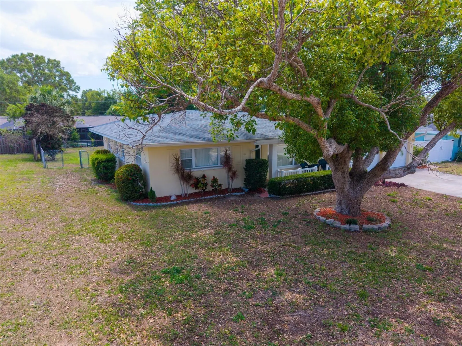 1935 Jeffords Street Clearwater FL 33764