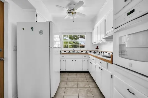 1935 Jeffords Street Clearwater FL 33764