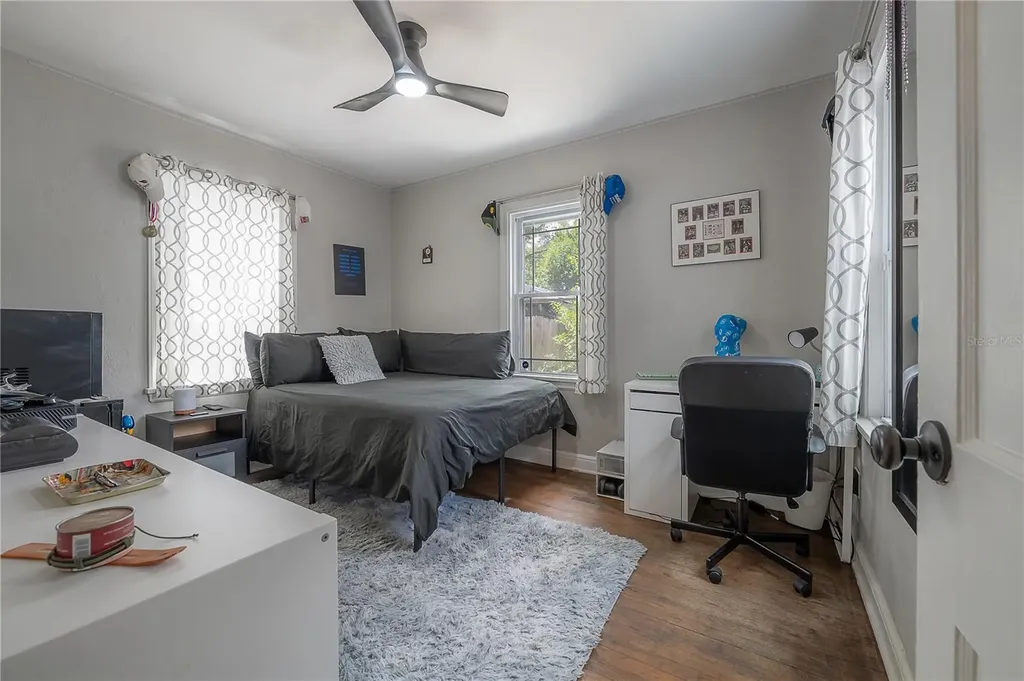 912 Cornelius Avenue Tampa FL 33603