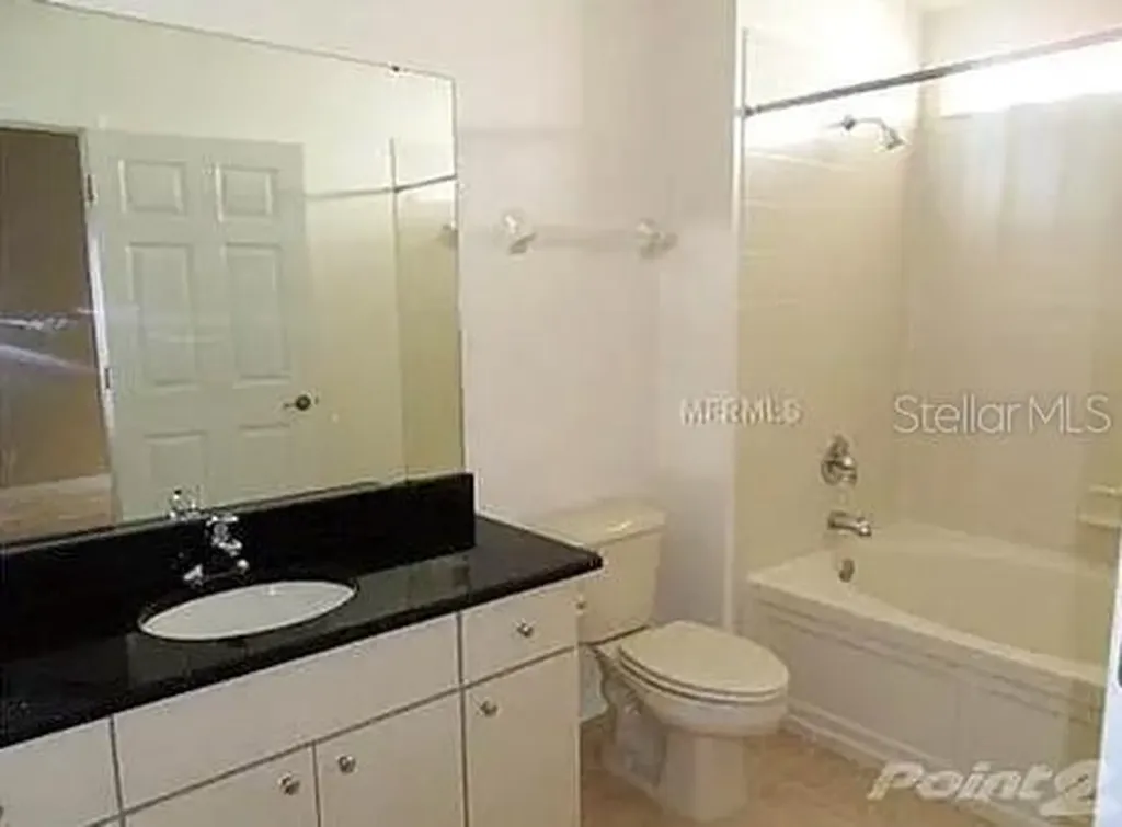 5861 Wrenwater Drive Lithia FL 33547