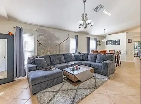 5861 Wrenwater Drive Lithia FL 33547