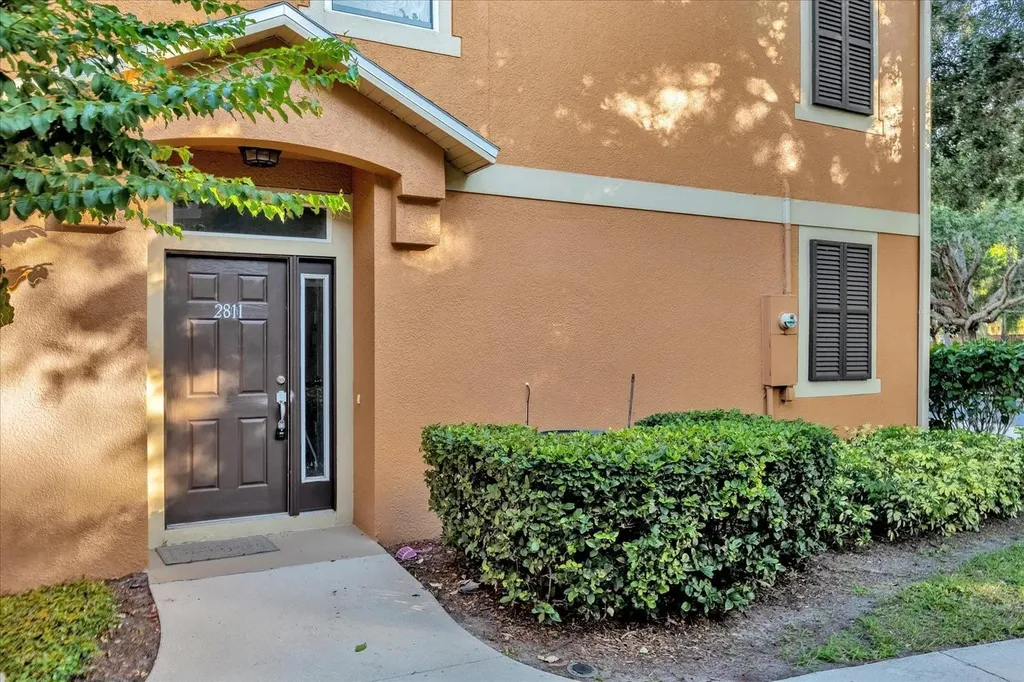 2811 Pine Oaks Trail Sanford FL 32773