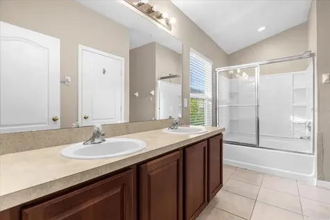 2811 Pine Oaks Trail Sanford FL 32773