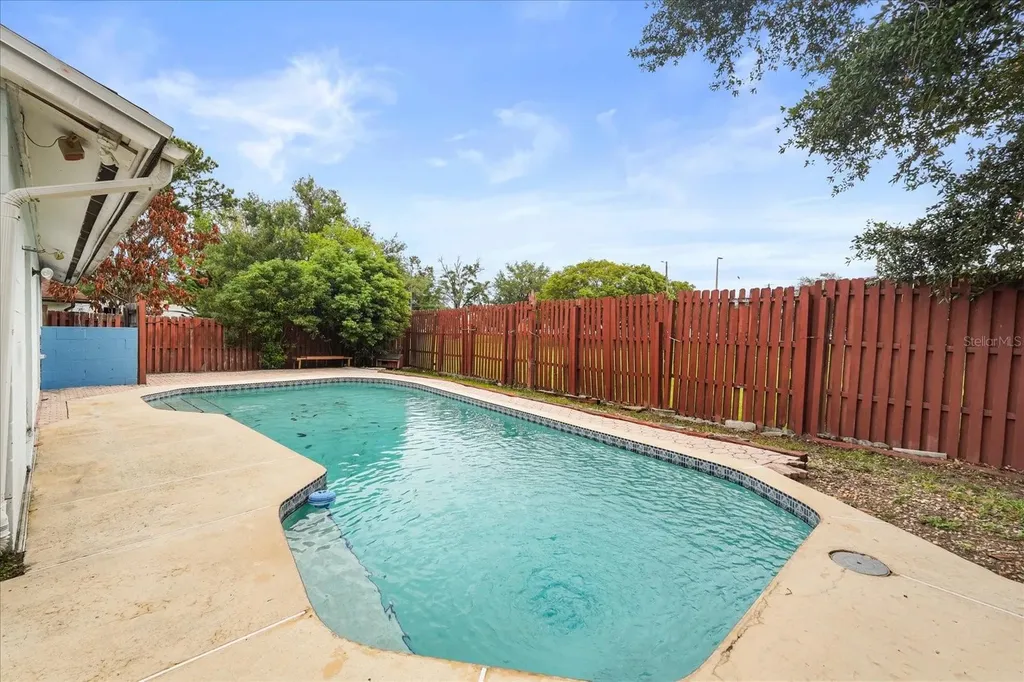 2019 Paprika Drive Orlando FL 32837