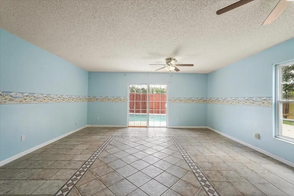 2019 Paprika Drive Orlando FL 32837