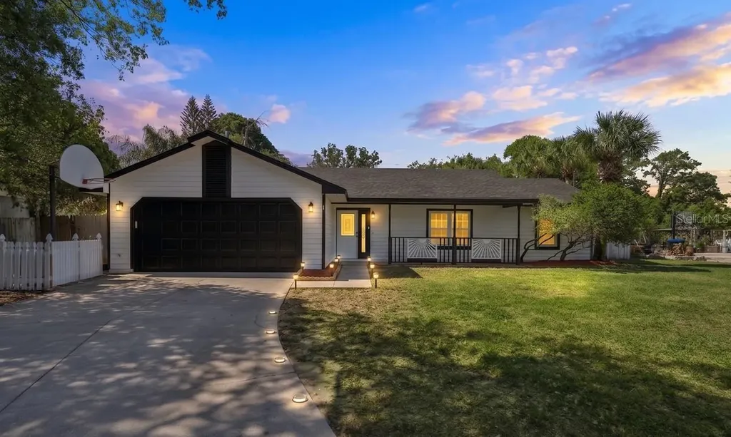 8122 Citrus Hill Court Orlando FL 32818