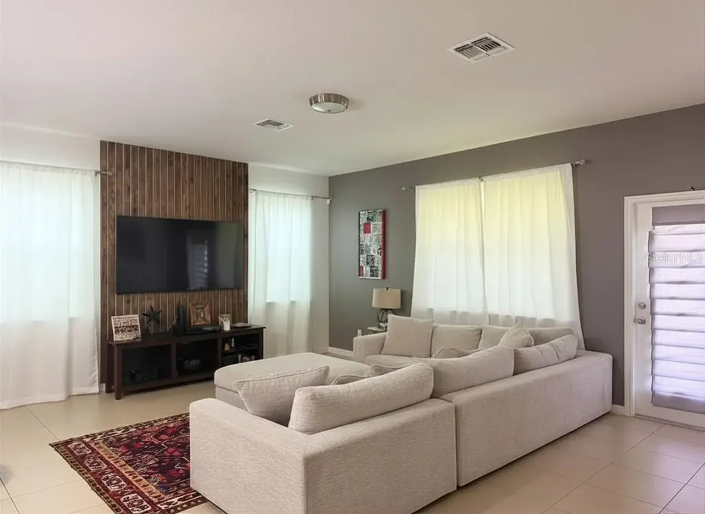 708 Marsh Reed Drive Winter Garden FL 34787