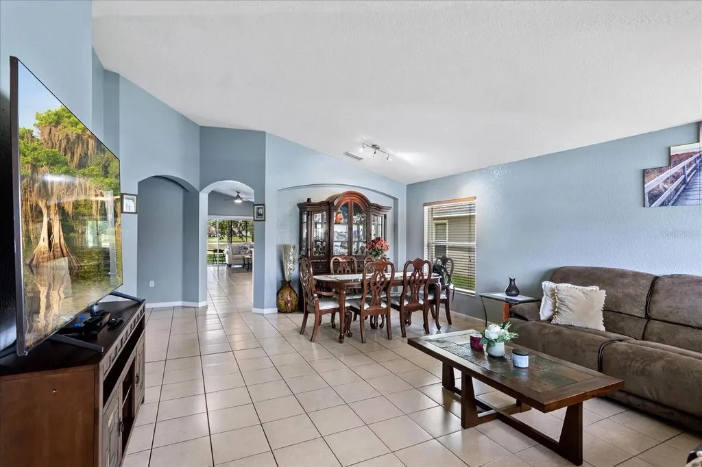 2886 Oconnell Drive Kissimmee FL 34741