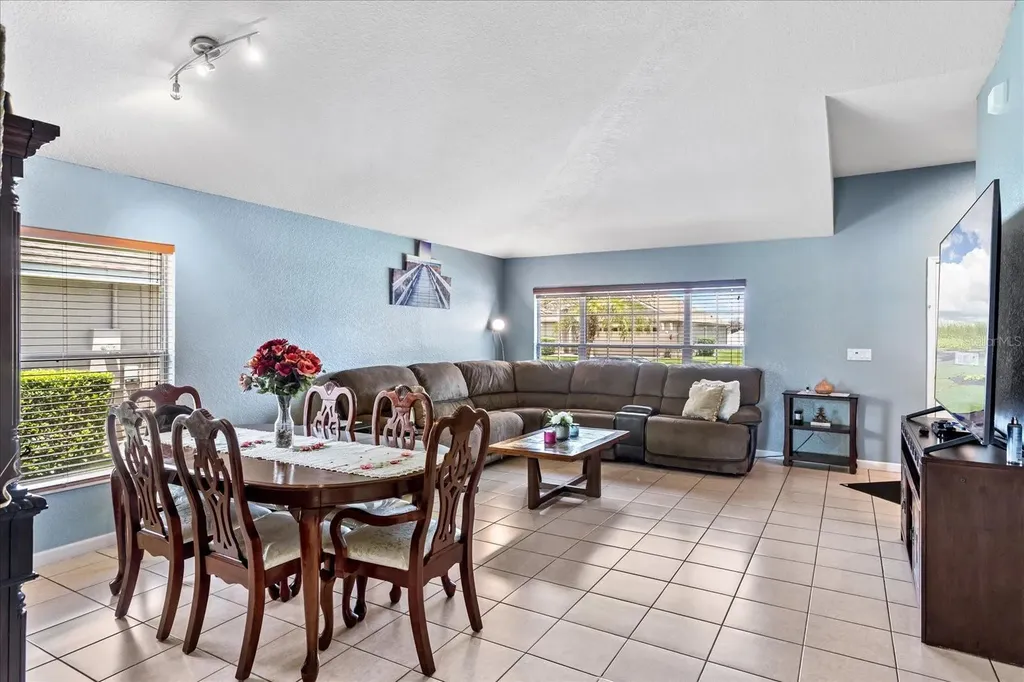 2886 Oconnell Drive Kissimmee FL 34741