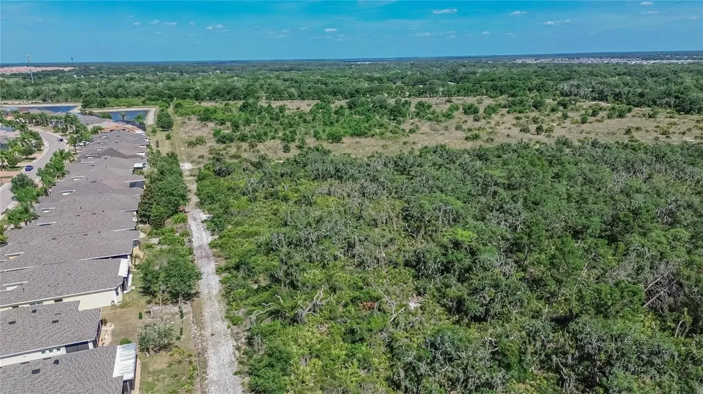 1525 Emerald Dunes Drive Sun City Center FL 33573