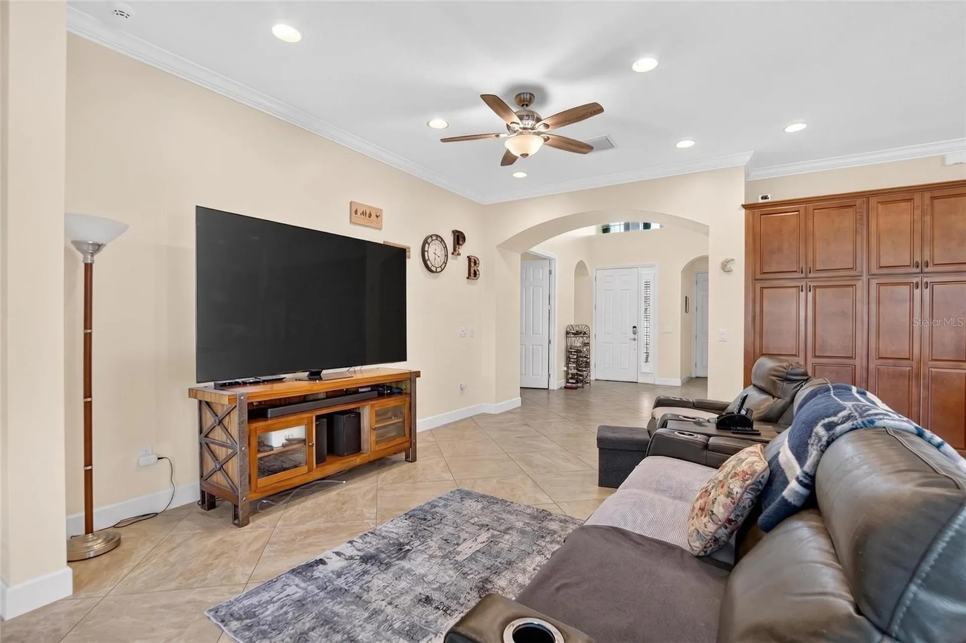 1525 Emerald Dunes Drive Sun City Center FL 33573