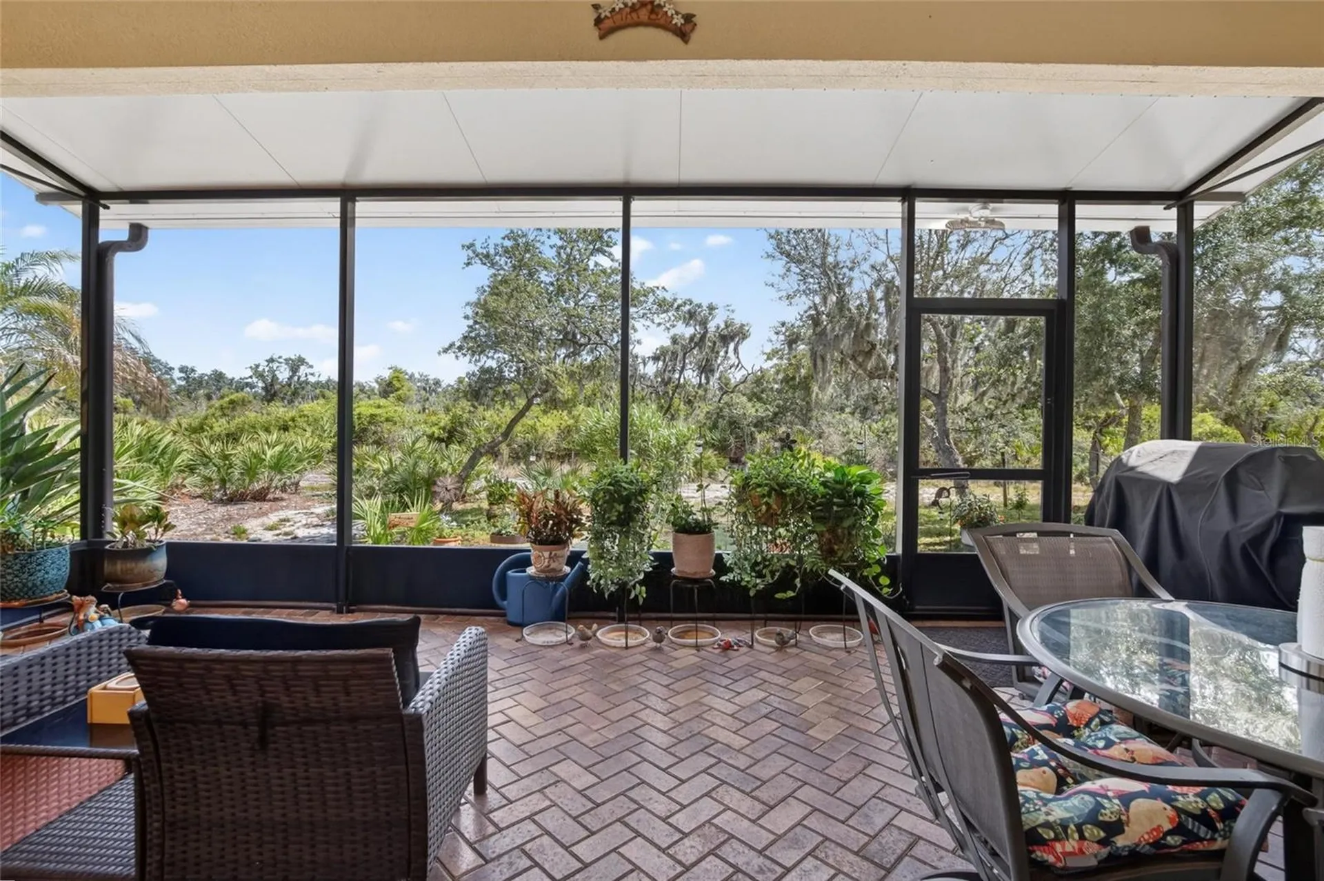 1525 Emerald Dunes Drive Sun City Center FL 33573