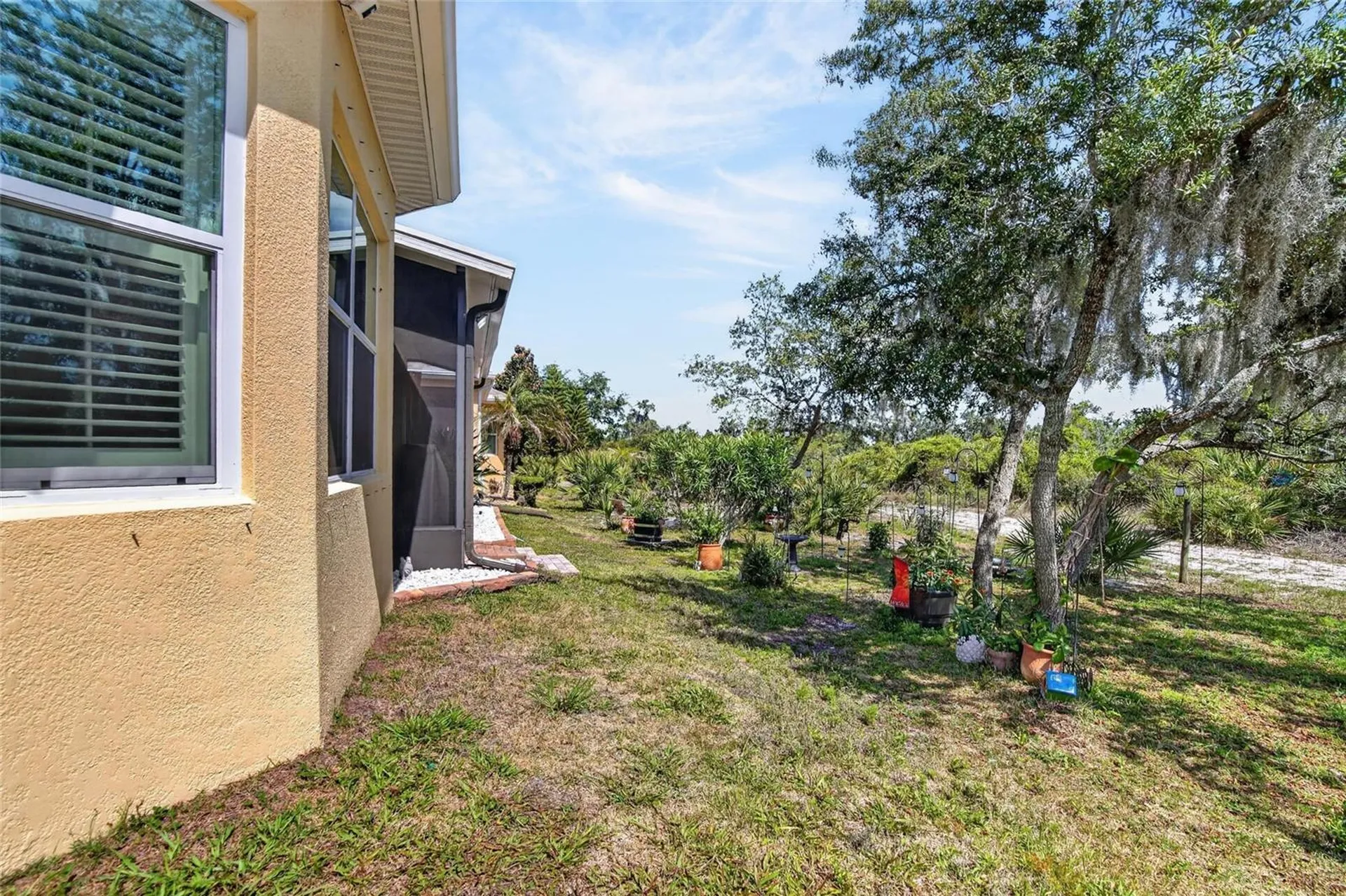 1525 Emerald Dunes Drive Sun City Center FL 33573