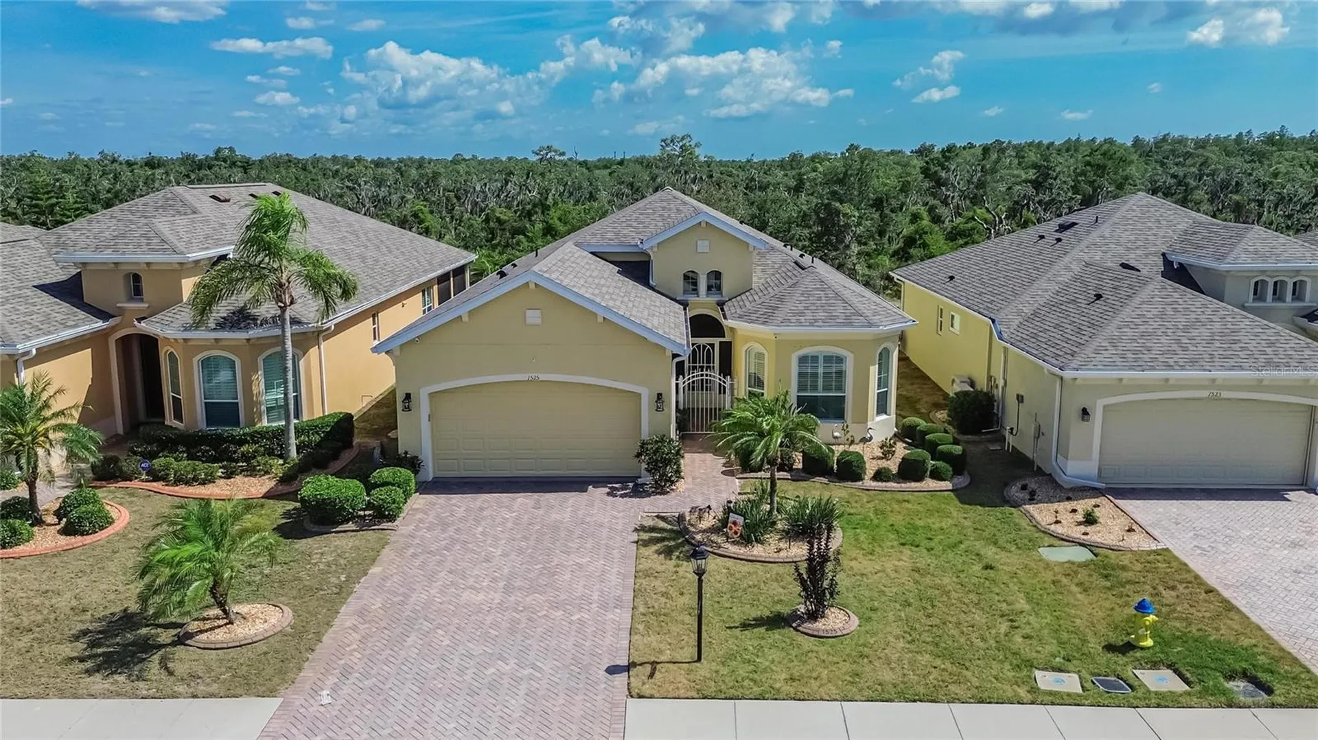 1525 Emerald Dunes Drive Sun City Center FL 33573