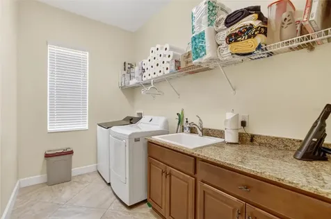 1525 Emerald Dunes Drive Sun City Center FL 33573