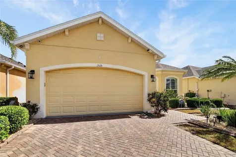 1525 Emerald Dunes Drive Sun City Center FL 33573