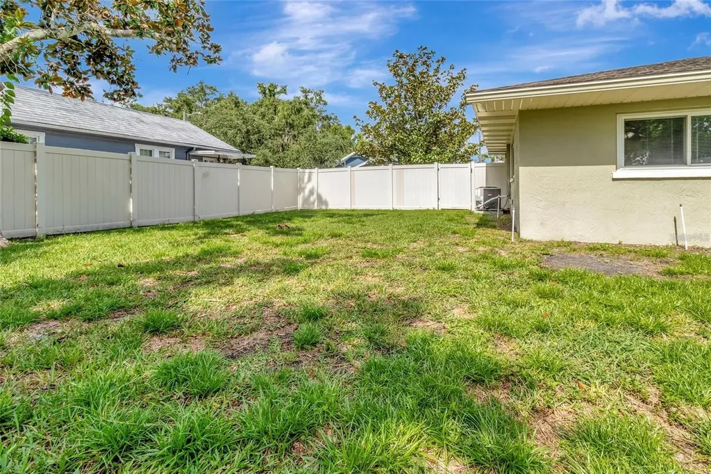 205 S Woodland Street Winter Garden FL 34787