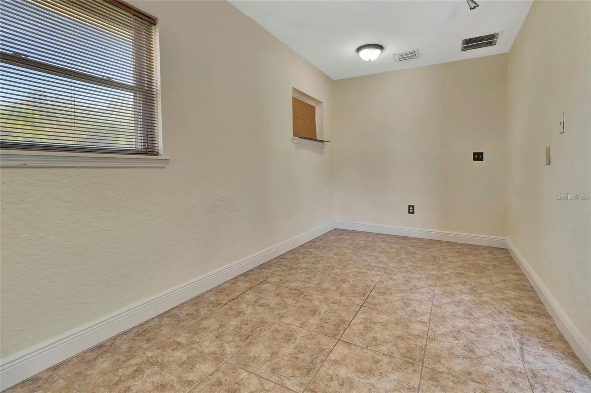 205 S Woodland Street Winter Garden FL 34787