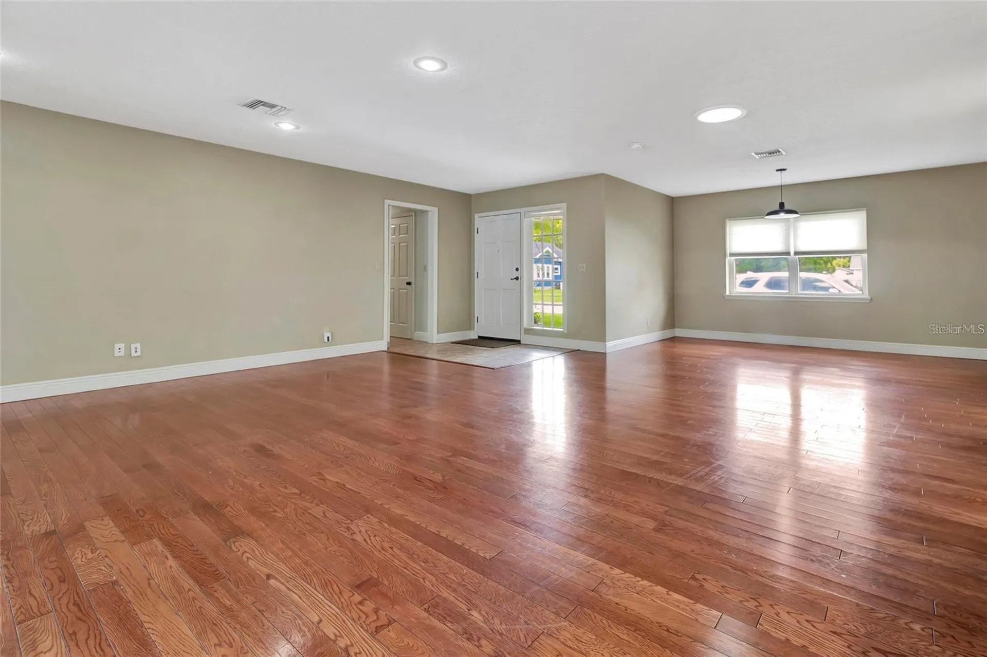 205 S Woodland Street Winter Garden FL 34787